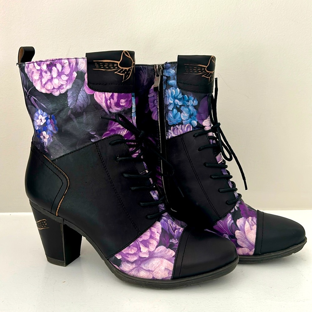 ITALMODO- Beautiful and Unique Booties, Leather Black, Purple, Pink and Blue New